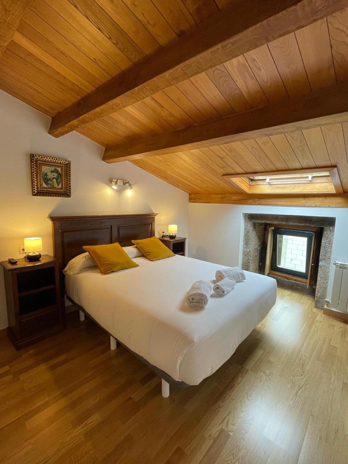 A Ribeira Do Tambre Guest House Troitosende Exterior photo