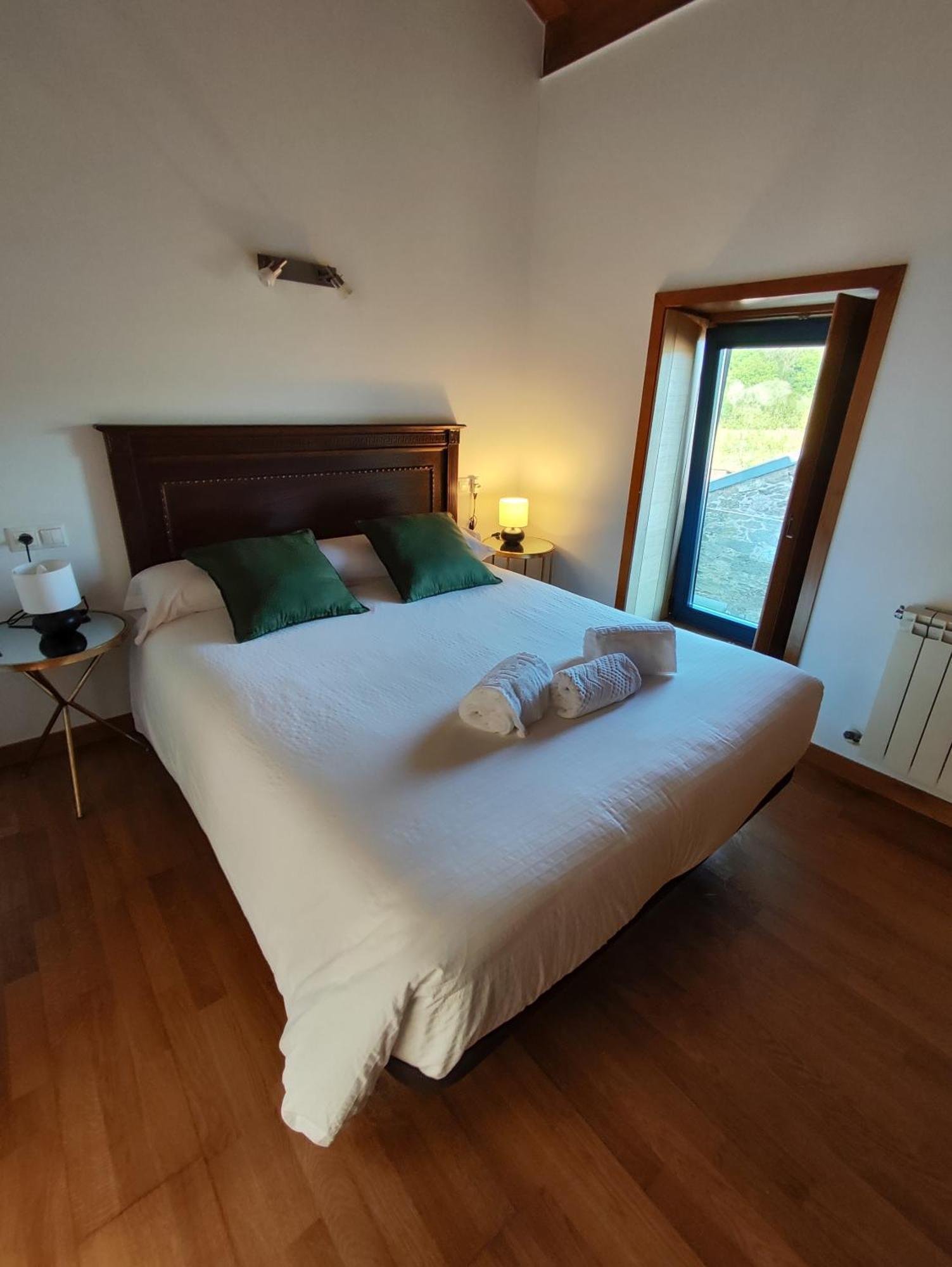 A Ribeira Do Tambre Guest House Troitosende Exterior photo